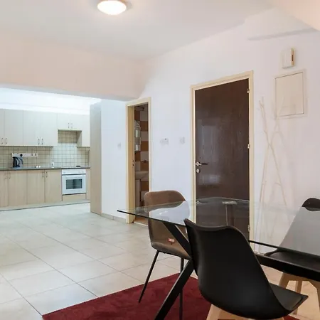 民宿 Private In Shared Flat *