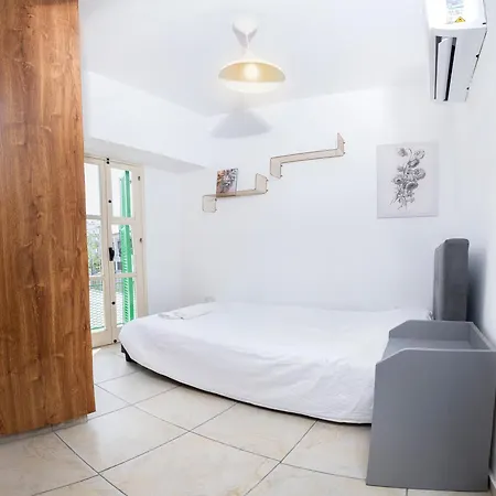 Séjour chez l'habitant Private In Shared Flat *