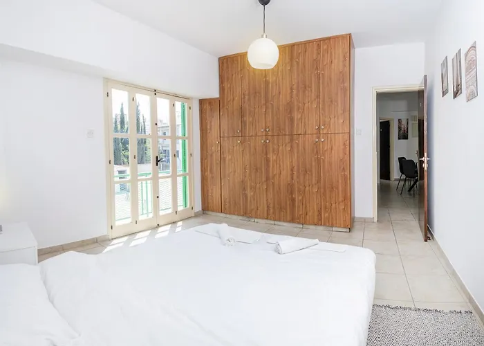 Private In Shared Flat בית אירוח ניקוסיה