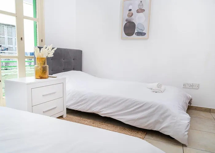 Private In Shared Flat * ניקוסיה