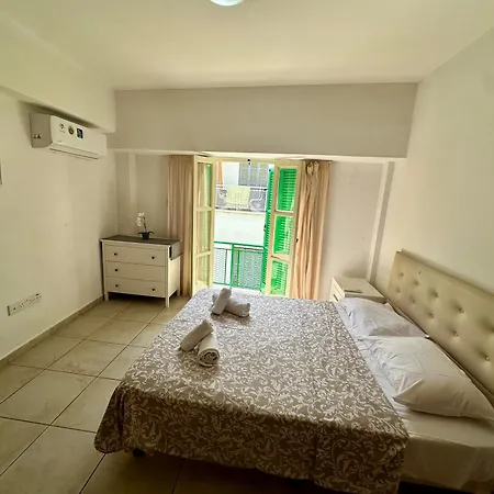 Private In Shared Flat Quarto em Acomodações Particulares Nicósia