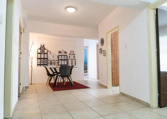 Private In Shared Flat Quarto em Acomodações Particulares