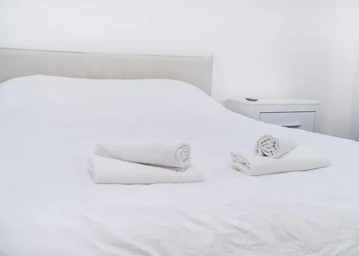 Quarto em Acomodações Particulares Private In Shared Flat *