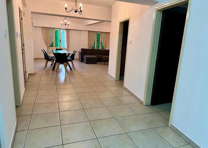 Private In Shared Flat Quarto em Acomodações Particulares